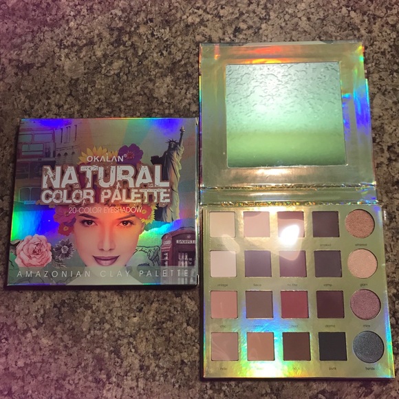 Makeup - Picture 3 of 3